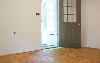 Instalación de paneles de bricolaje en la cabaña