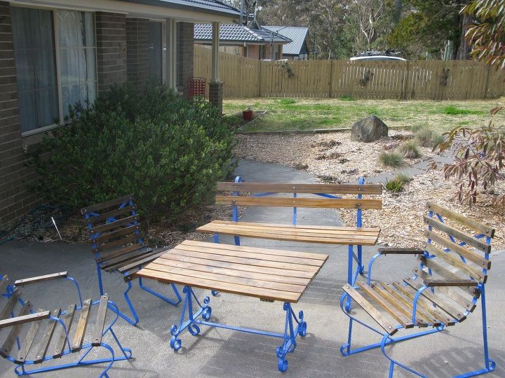 vintage garden furniture makeover, painted furniture, After Photo