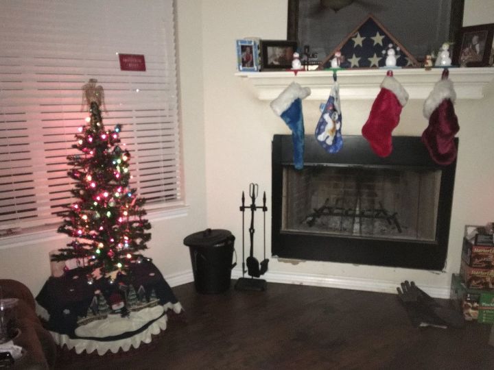 q fire place, fireplace makeovers, fireplaces mantels, living room ideas, What do we put around the fireplace And need instructions too