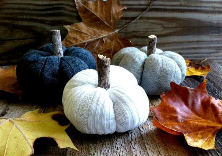 s 23 astounding ways to make a pumpkin out of anything, Stuff your old socks