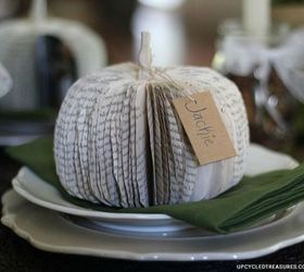 s 23 astounding ways to make a pumpkin out of anything, Cut out a book