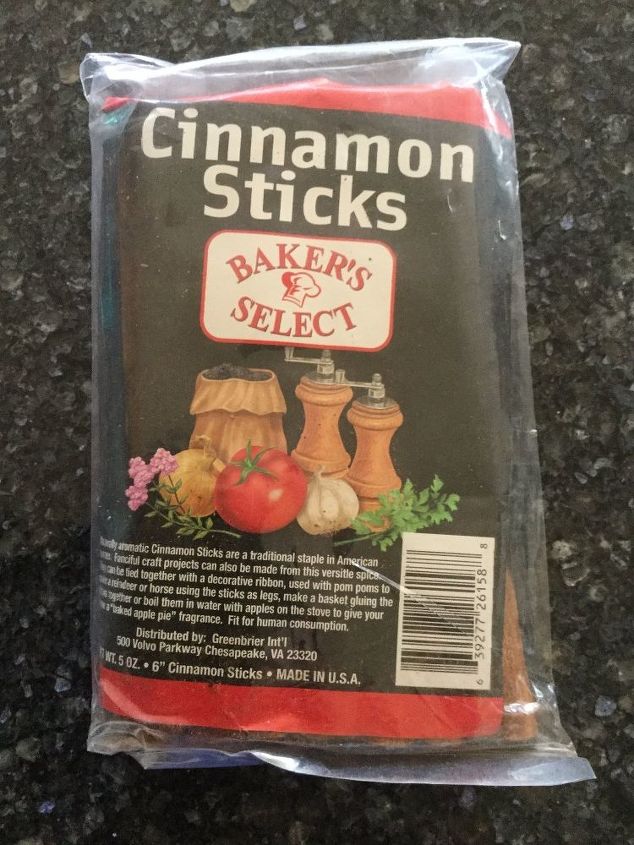 easy cinnamon stick candle great for holidays and gifts, crafts, home decor