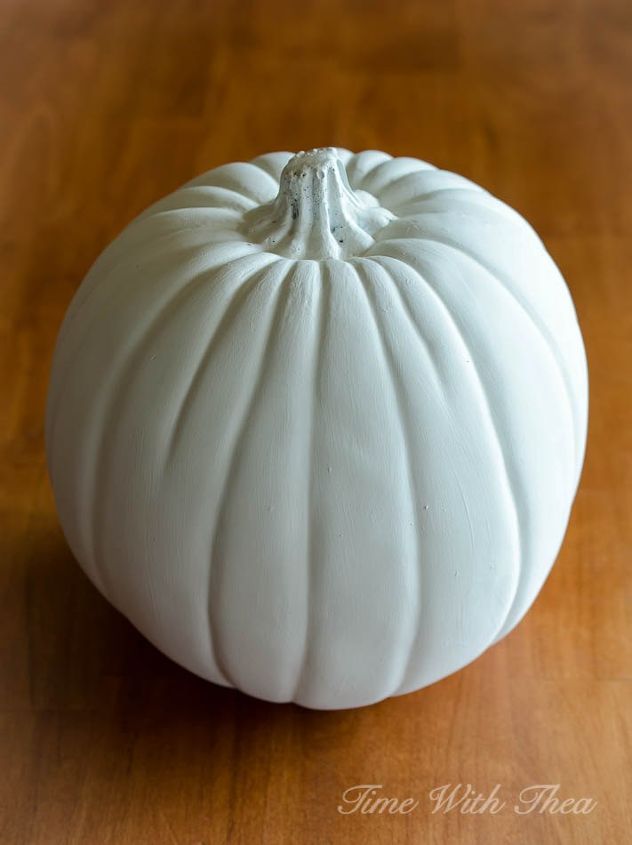 How To Turn Plain Plastic Pumpkins Into Gorgeous Fall Indoor D cor how-to-turn-plain-plastic-pumpkins-into-gorgeous-fall-indoor-d-cor