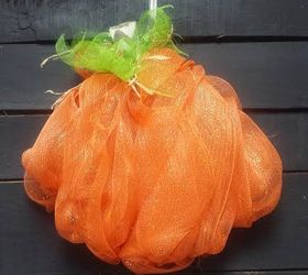 how to make a deco mesh pumpkin wreath, crafts, doors, how to, seasonal holiday decor, wreaths