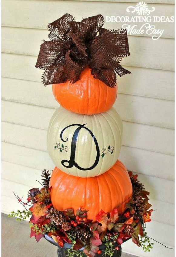 s 14 topiary techniques that are insanely popular this fall, gardening, Drawing a monogram in the middle