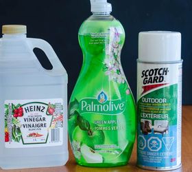 Grab vinegar and dish soap for the best fall porch hack