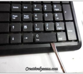 keyboard clock, crafts, home decor, how to, repurposing upcycling