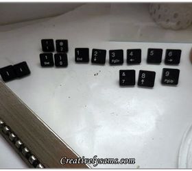 keyboard clock, crafts, home decor, how to, repurposing upcycling