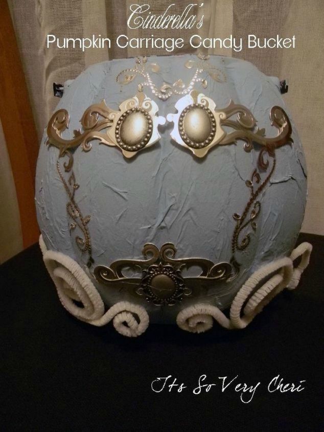 Best Plastic Pumpkin Makeovers for Halloween