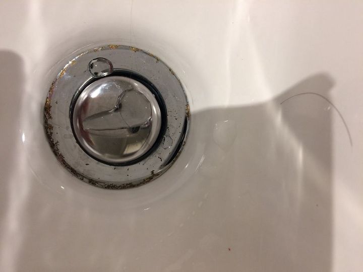 qu puedo hacer con la mancha de xido en el cromo de mi lavabo