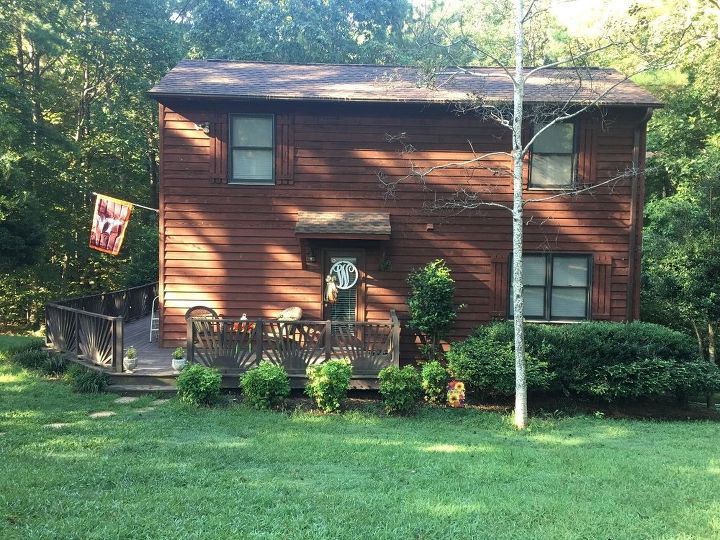 q the front of the house needs something help , cosmetic changes, home improvement, home maintenance repairs