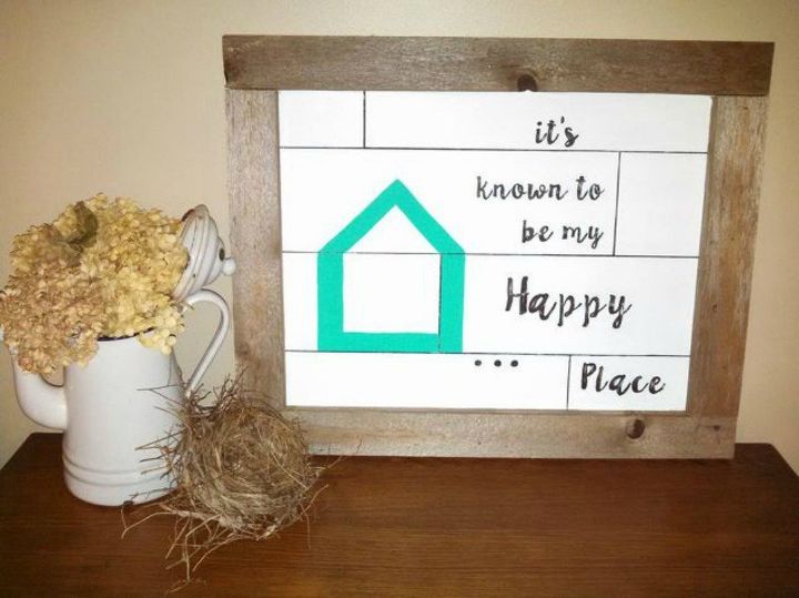 s why everyone is using hometalk blue in their home, home decor, It adds a pop of color to any sign