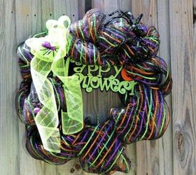 s pinch mesh into shapes for these beautiful holiday d cor ideas, home decor, A neon Halloween wreath