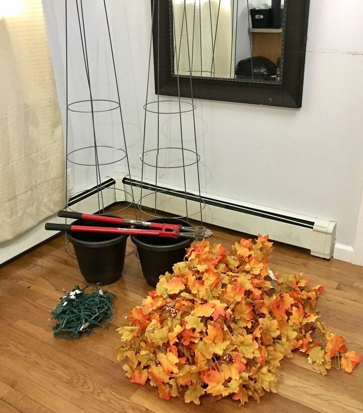 Twinkling Fall Topiary With Lights in Just 30 Minutes! 2 easy quick diy fall topiary