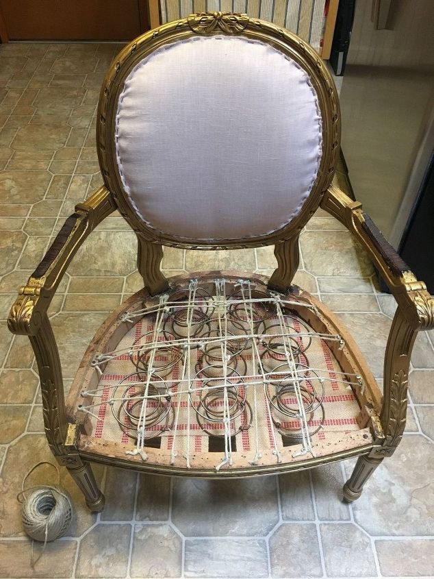 silla de saln restaurada con estilo francs