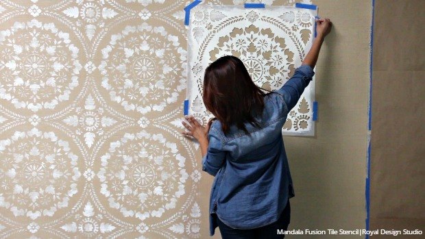 Diy Stencil Tutorial Paint A Linen Fabric Wall Finish Hometalk