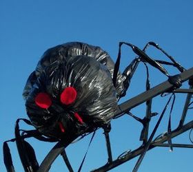 make a huge yard spider web and spider, halloween decorations, pest control