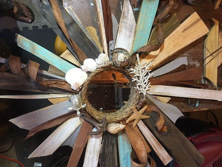 espelho nutico litoral de madeira recuperada sunburst