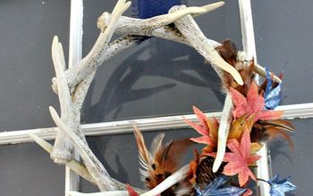 HOW TO DECORATE  A FAUX ANTLER WREATH FOR SEASONS THROUGHOUT THE YEAR