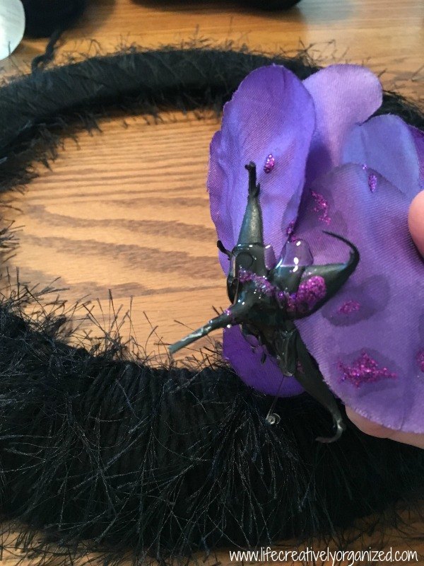 spooky eyeball halloween wreath, crafts, halloween decorations, seasonal holiday decor, wreaths