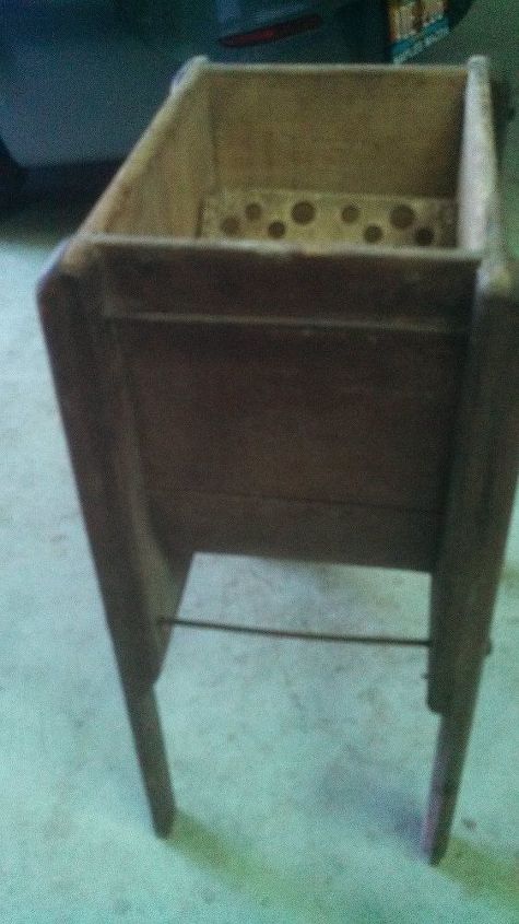 q can anyone identify this vintage wooden crank box , home decor, home decor id