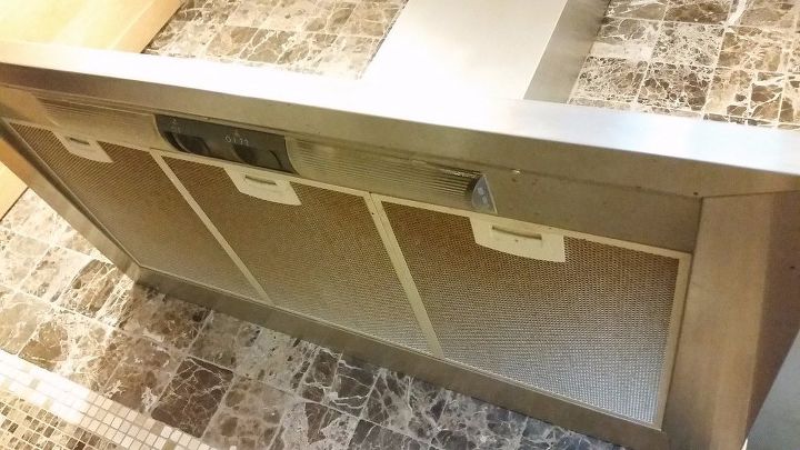 diy no rub magic cleaner degreaser for your kitchen hood, cleaning tips, kitchen design, Time to give this hood the magic cleaner