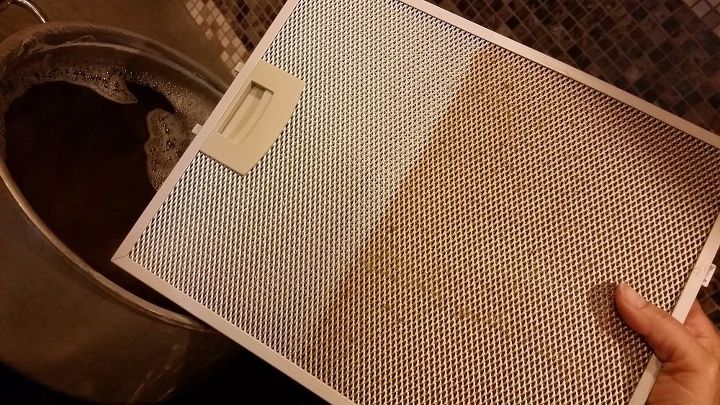 no rub magic diy cleaner degreaser for your kitchen hood, Turn it around to clean the other side