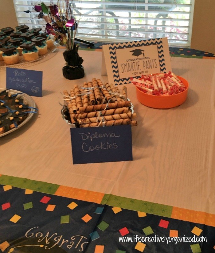 awesome graduation party ideas using items from the dollar store