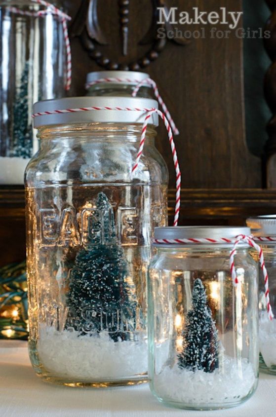 no tires ese tarro de cristal antes de ver estas ideas navideas, Bricolaje de tarros de nieve de rboles de Navidad reciclados