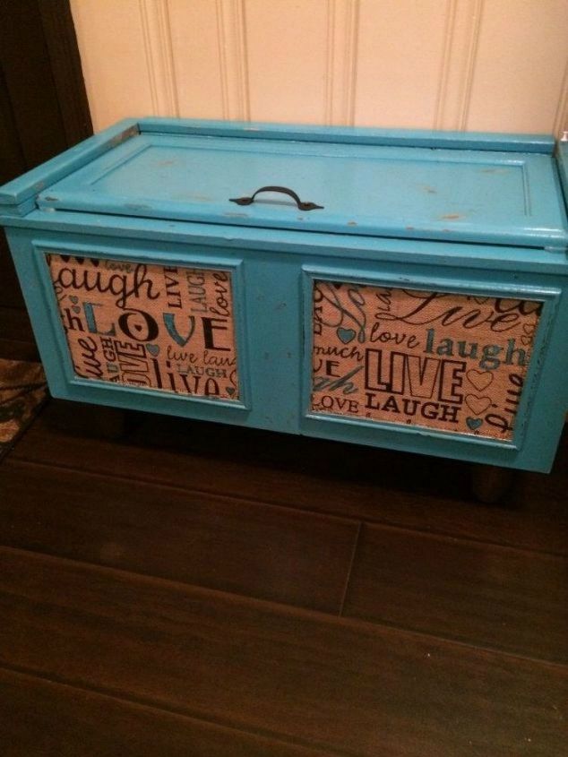 s rip off your cabinet doors for these brilliant upcycling ideas, doors, kitchen cabinets, kitchen design, Turn it into a mudroom bench