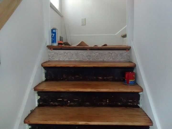 stair risers wallpaper border, It just took 6 weeks to find the time