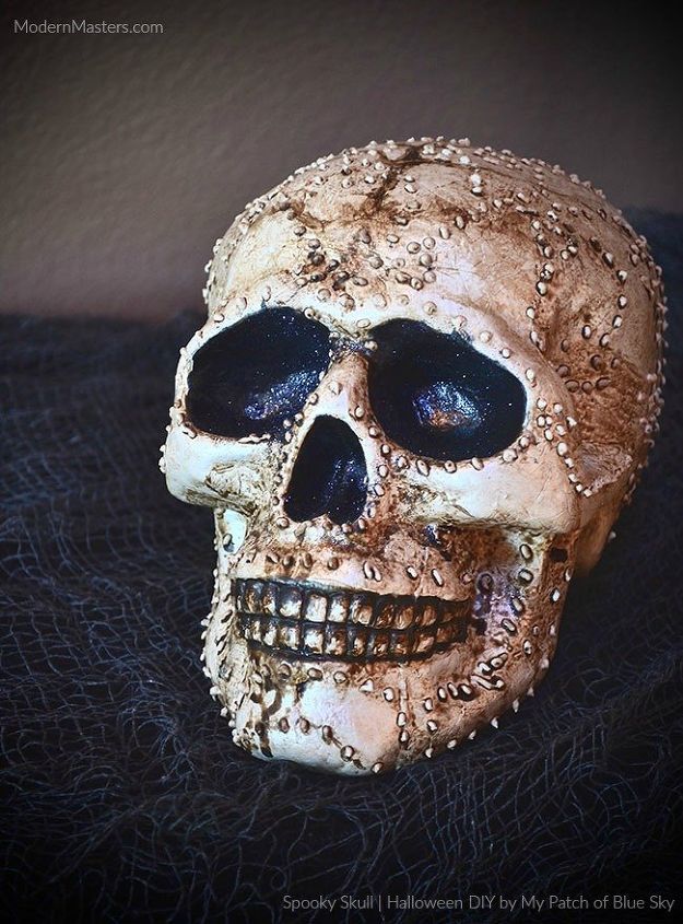 halloween diy spooky skull, halloween decorations, seasonal holiday decor