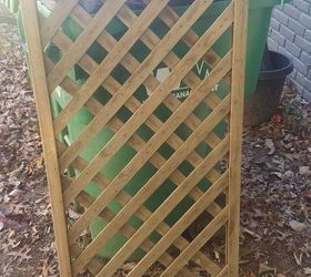 A woman salvages 2 broken lattice panels for an easy living room idea