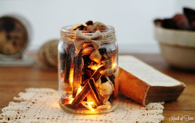 transforme potes de velas vazios em uma luz pot pourri cintilante