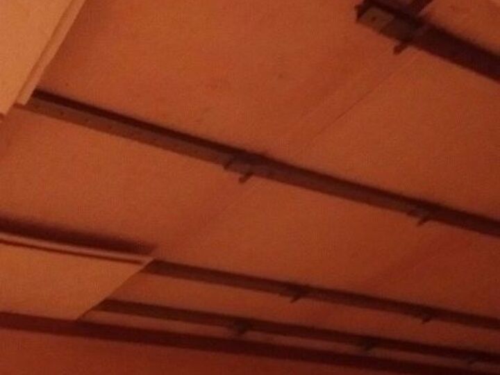 q bathrooms ceiling, bathroom ideas, wall decor, Ceiling tiles falling out and metal strips showing Trying to figure out how I can maybe leave the metal strips and put something really different up there