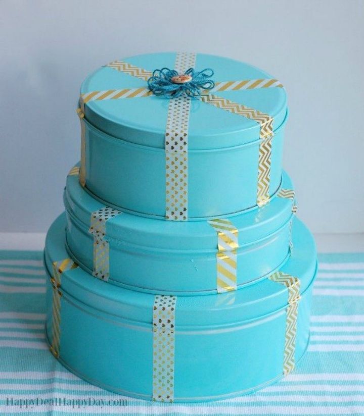 s 20 christmas gift ideas for under 20, These chic and pretty cookie tins