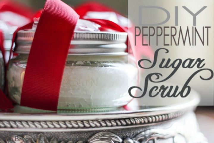 20 Diy Christmas Gift Ideas For Under Hometalk S 20 Christmas Gift Ideas For Under This Yummy Smelling Peppermint Sugar Scrub