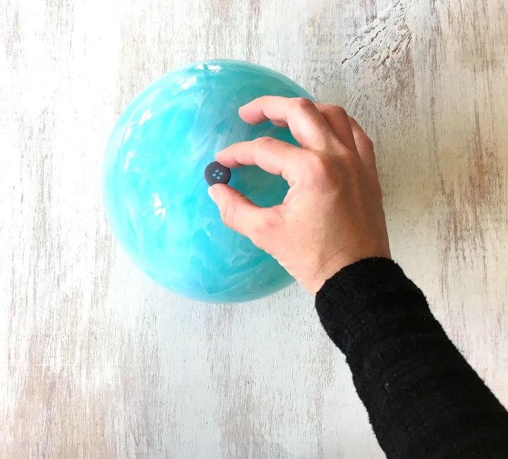 button dish, crafts, repurposing upcycling