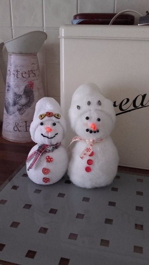 bonecos de neve felizes