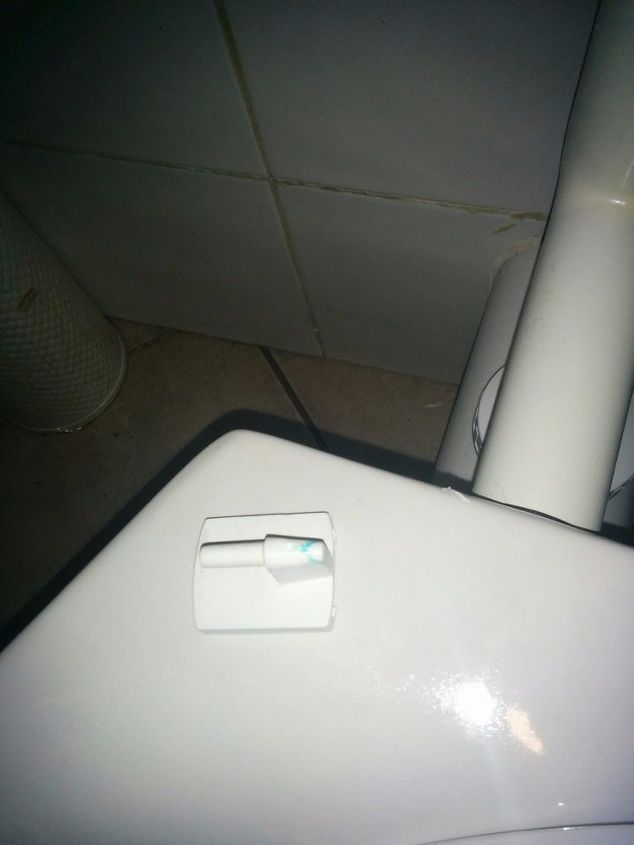 toilet cover keeps falling off