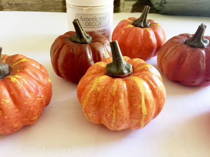 easy fall decor with chalk painted pumpkins, chalk paint, crafts, home decor, seasonal holiday decor