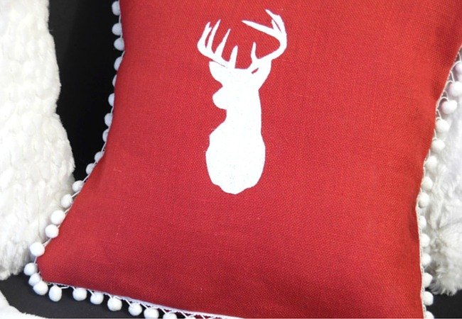 how to make a stencilled burlap pillow christmas decor idea, christmas decorations, crafts, home decor, how to