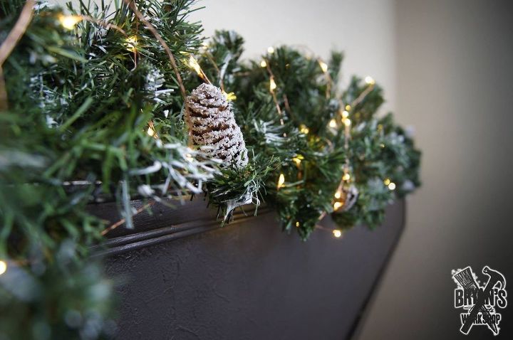 decoracin de una guirnalda barata para navidad, Guirnalda de Navidad decorada