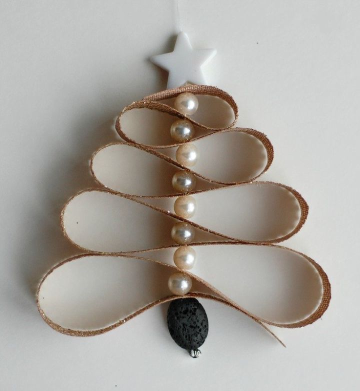 homemade essential oil diffuser christmas tree ornament, christmas decorations, seasonal holiday decor
