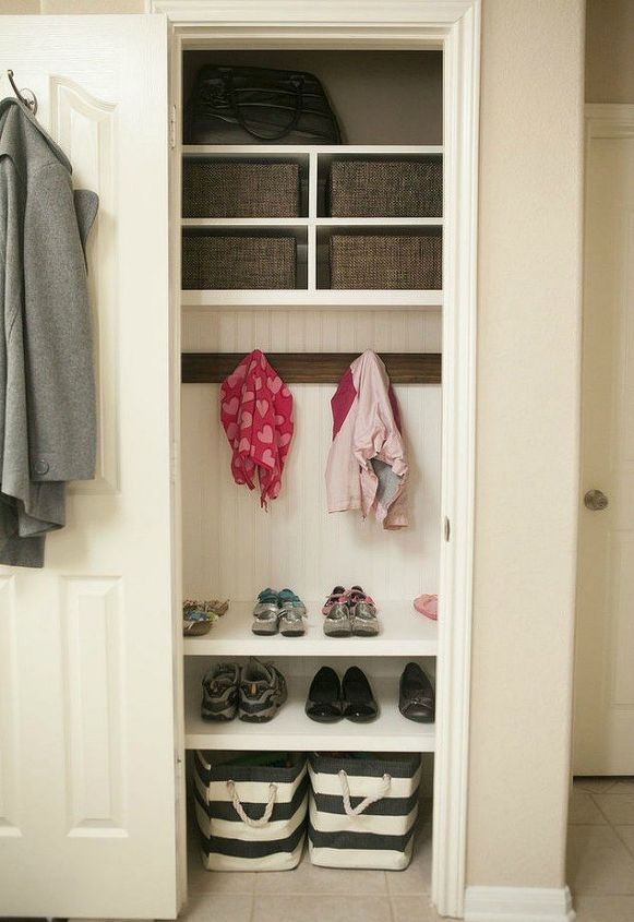 12 Mind Blowing Ways To Get A Mudroom When You Don T Have An Entryway Hometalk