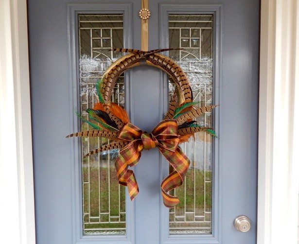 autumn feather wreath diy, crafts, seasonal holiday decor, wreaths