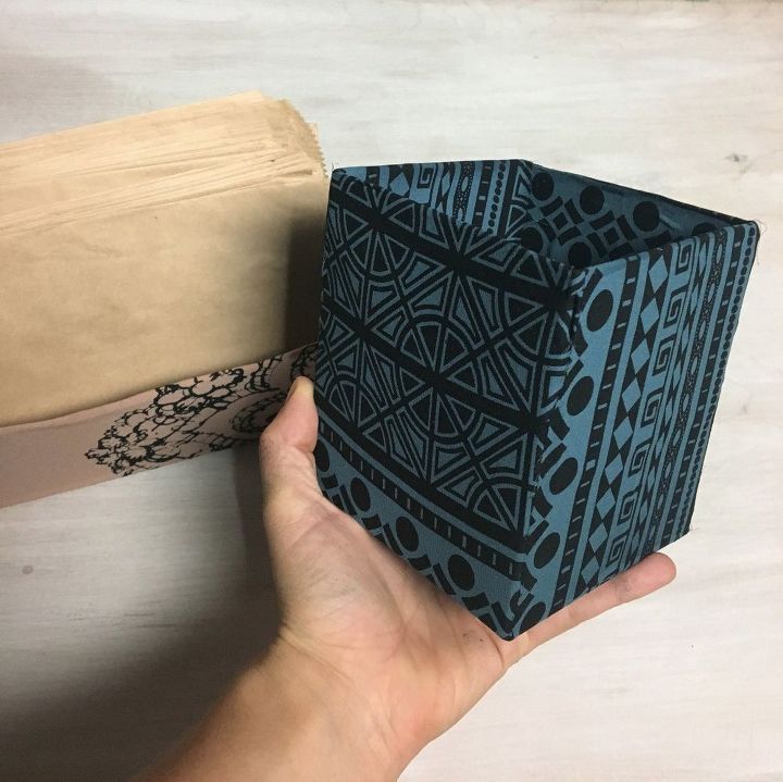 caja de pauelos convertida en papelera