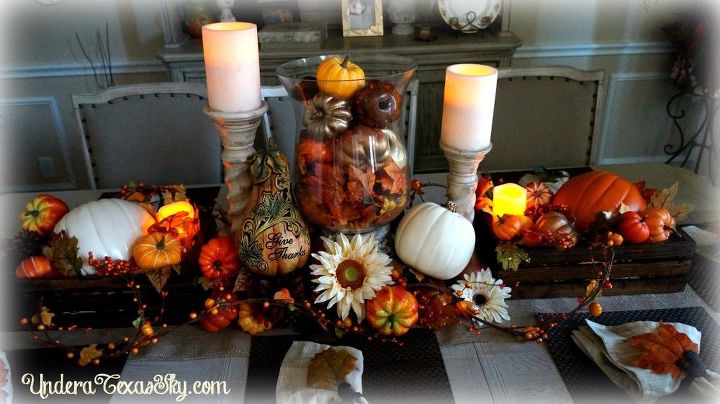 festive thanksgiving tablescape, seasonal holiday decor, thanksgiving decorations