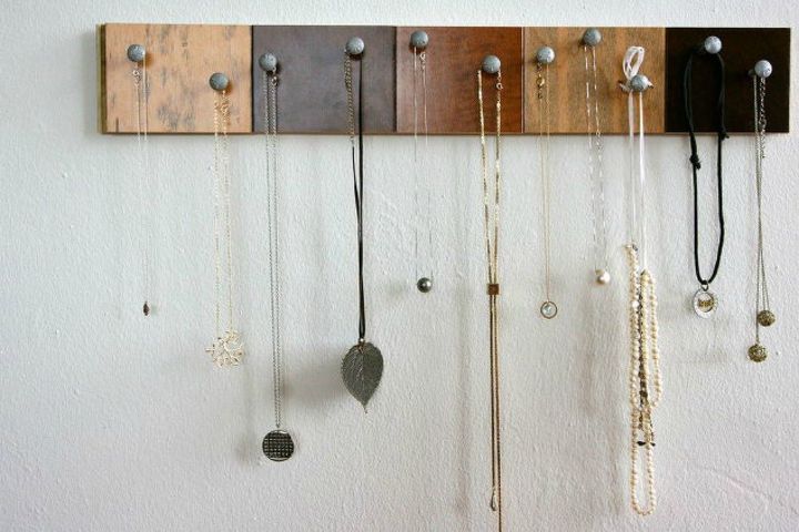 21 ideias de organizao de joias que so melhores que uma caixa de joias, suporte para colar fa a voc mesmo