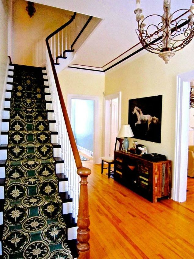 transforma las alfombras de la tienda del dlar con estas 11 impresionantes ideas, Re na los pasillos de la escalera a bajo precio